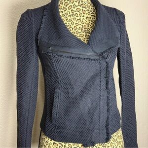 Vince Blue Blazer with Asymmetrical Design and Fitted Style Size XXS